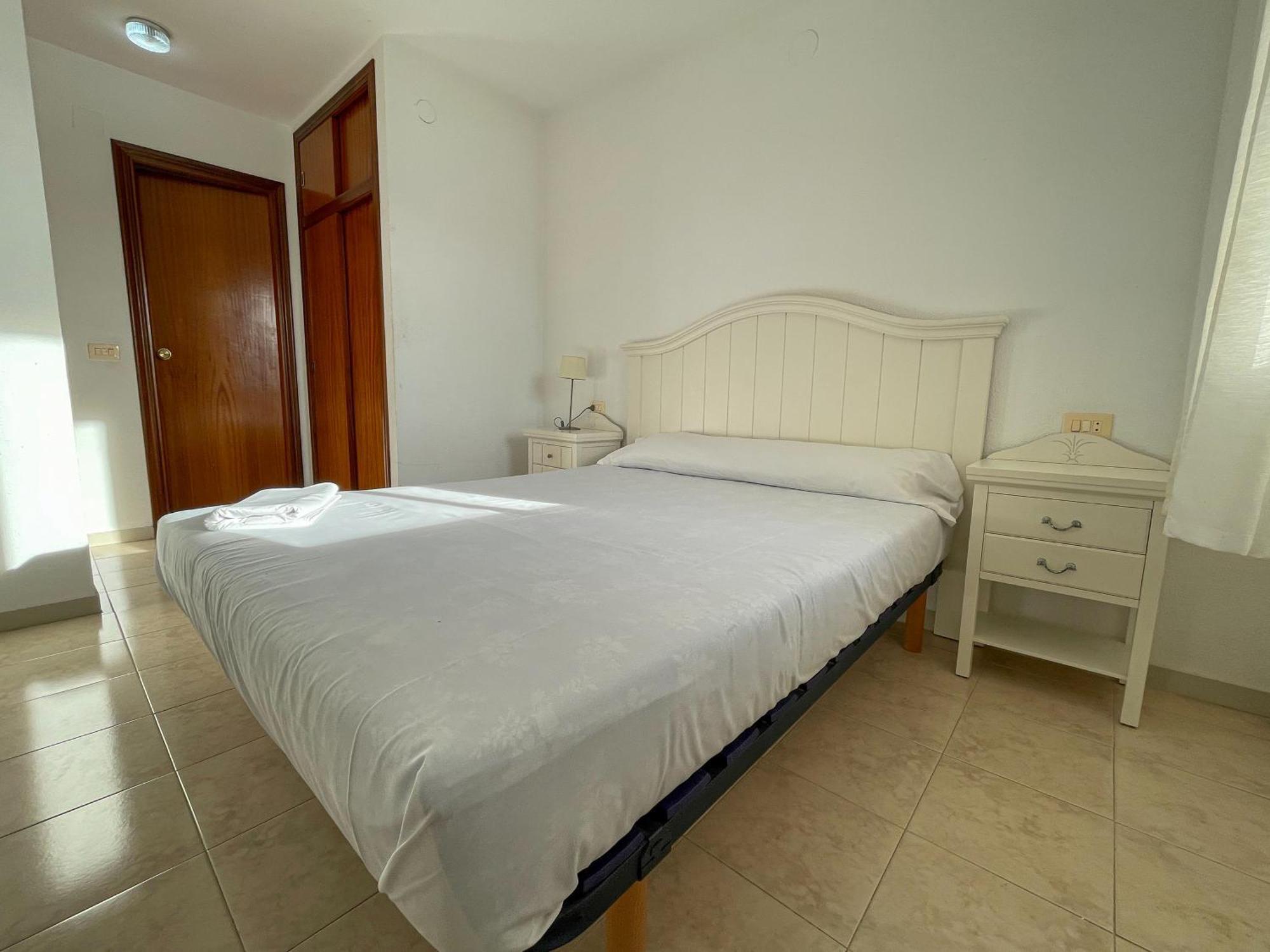 Apartamentos Neptuno Oropesa 3000 奥罗佩萨德尔马 外观 照片