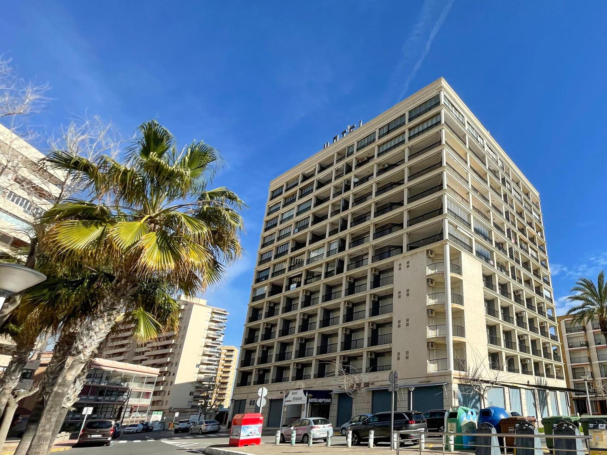 Apartamentos Neptuno Oropesa 3000 奥罗佩萨德尔马 外观 照片